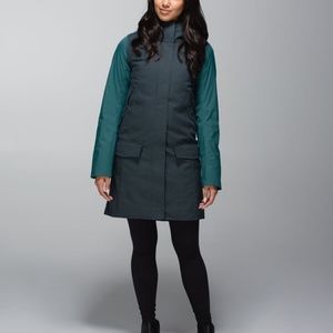 Lululemon Blizzard Parka in Fuel Green - RARE